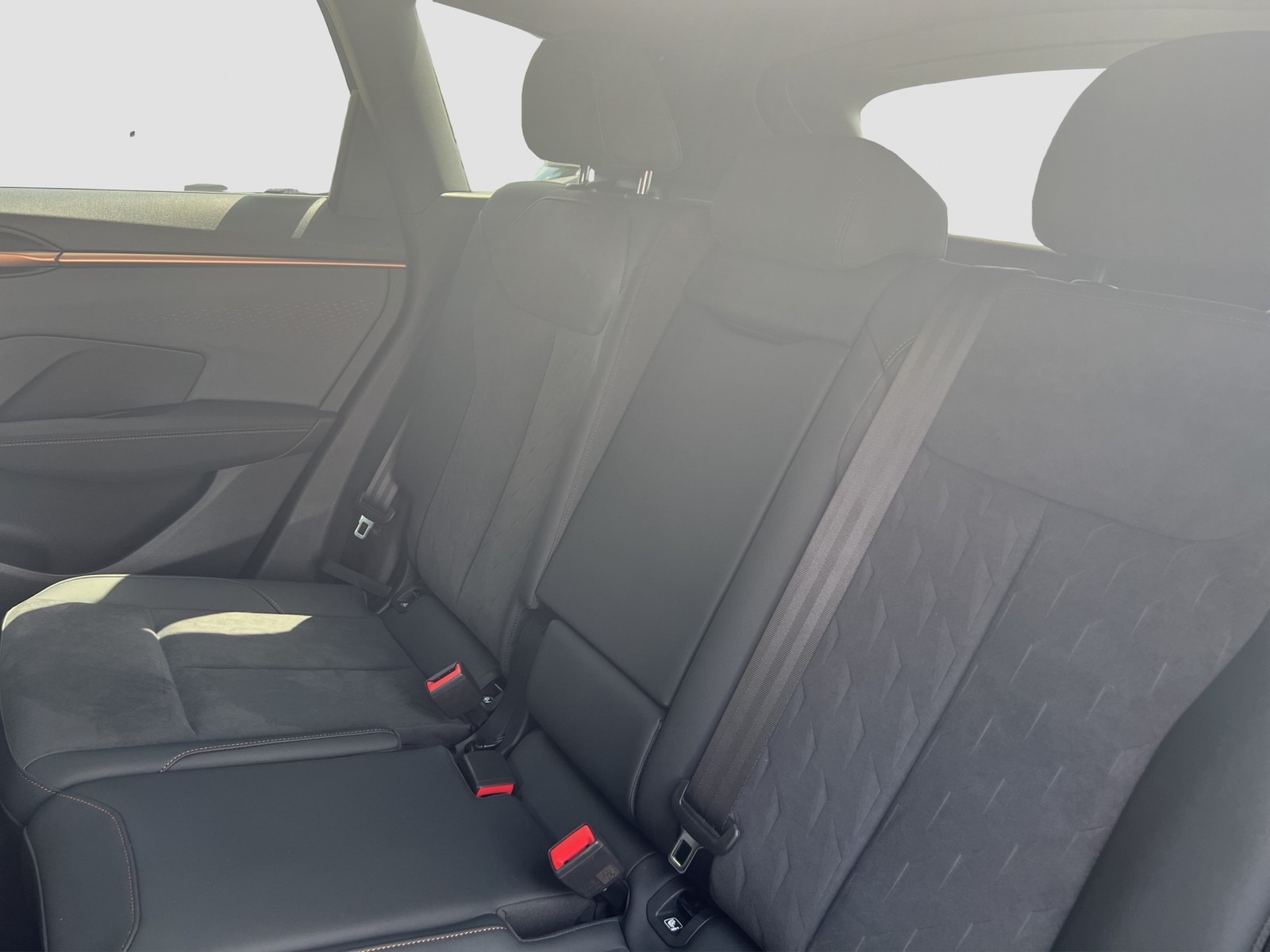 Cupra Terramar 1.5 eTSI 360°CAM ACC LM18 E-KLAPPE NAVI