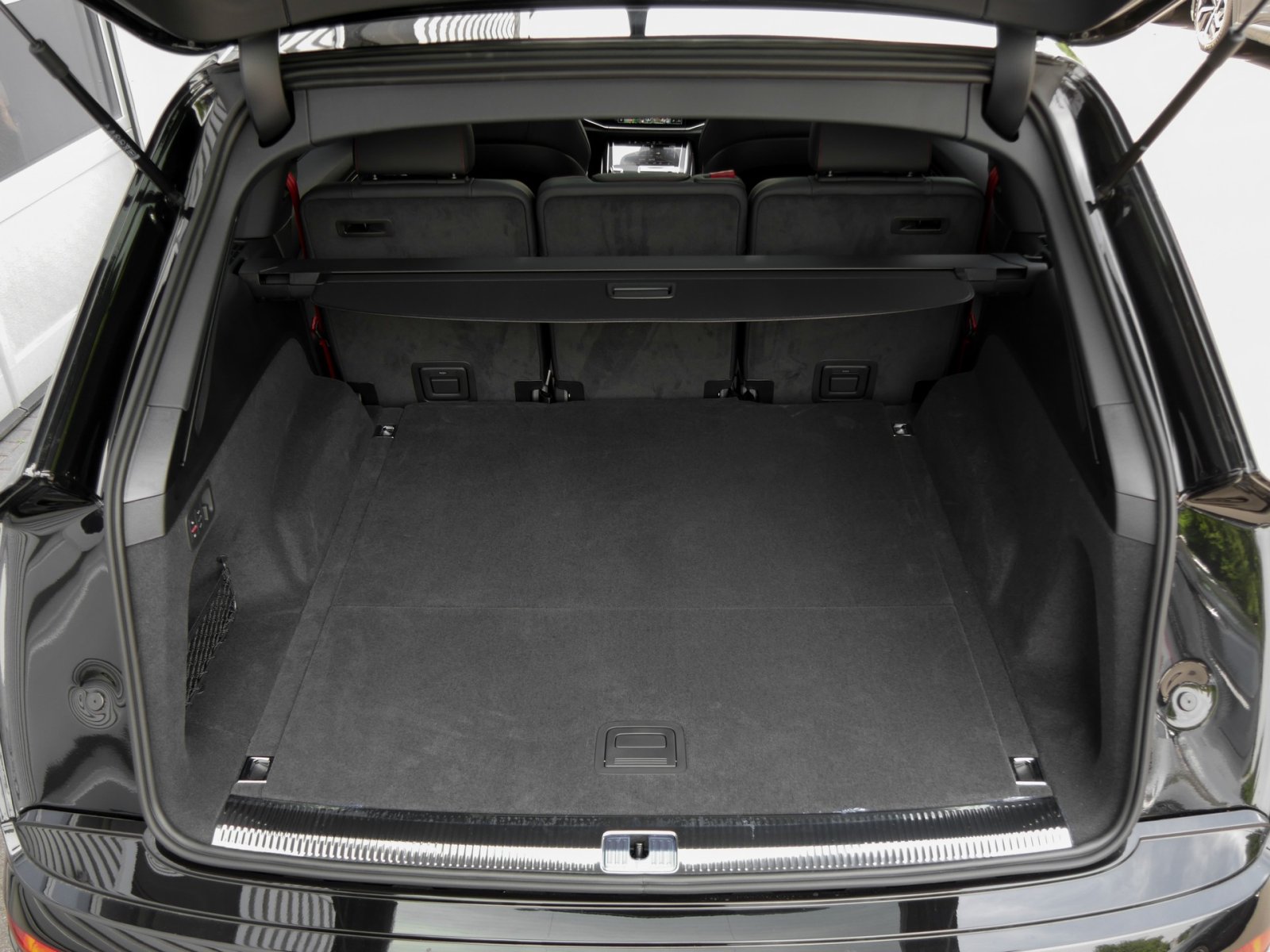Audi Q7 SUV TDI quattro tiptronic AHK PANO B&O LM21