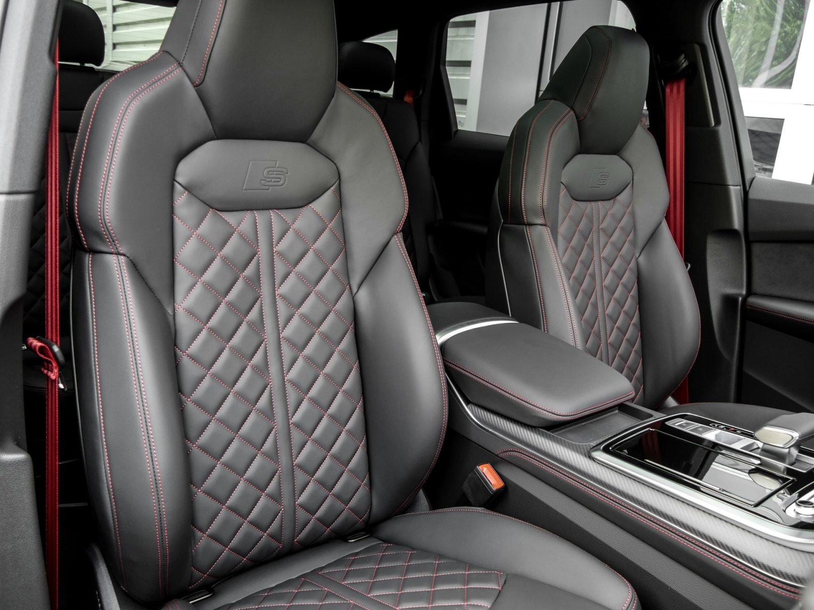Audi Q7 SUV TDI quattro tiptronic AHK PANO B&O LM21