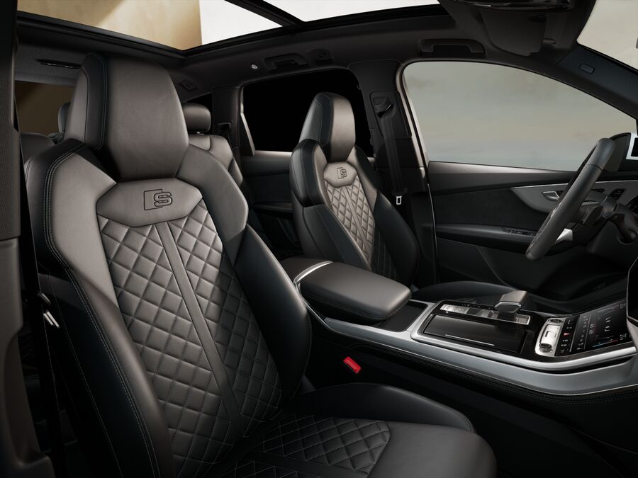 Audi Q7 SUV TDI quattro tiptronic S line business