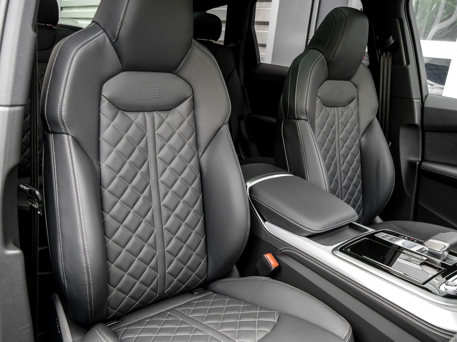 Audi Q7 SUV TDI quattro tiptronic AHK PANO LM22
