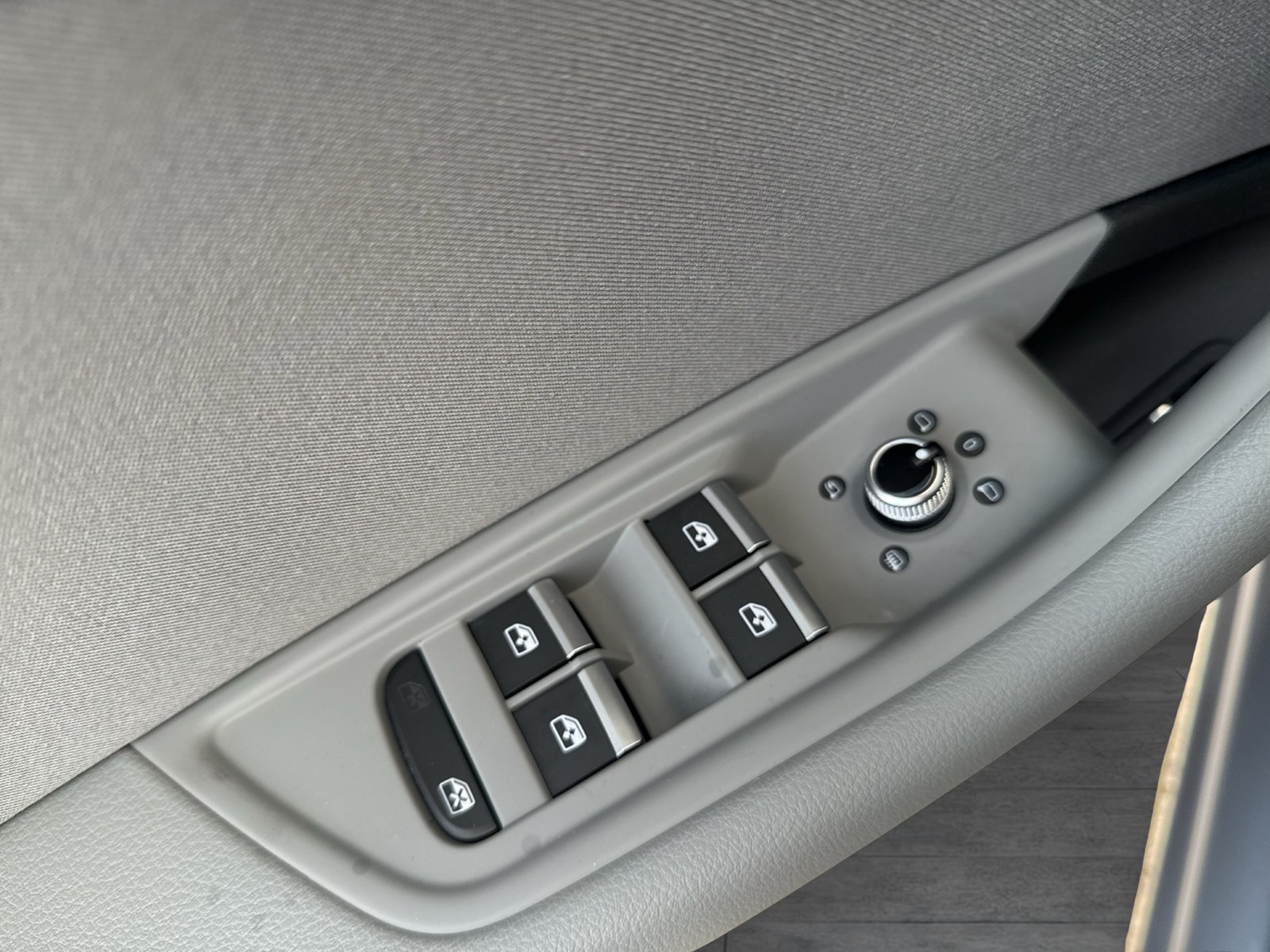 Audi A4 Avant 40 Qu. 360°KAMERA ALU19 MATRIX eKLAPPE