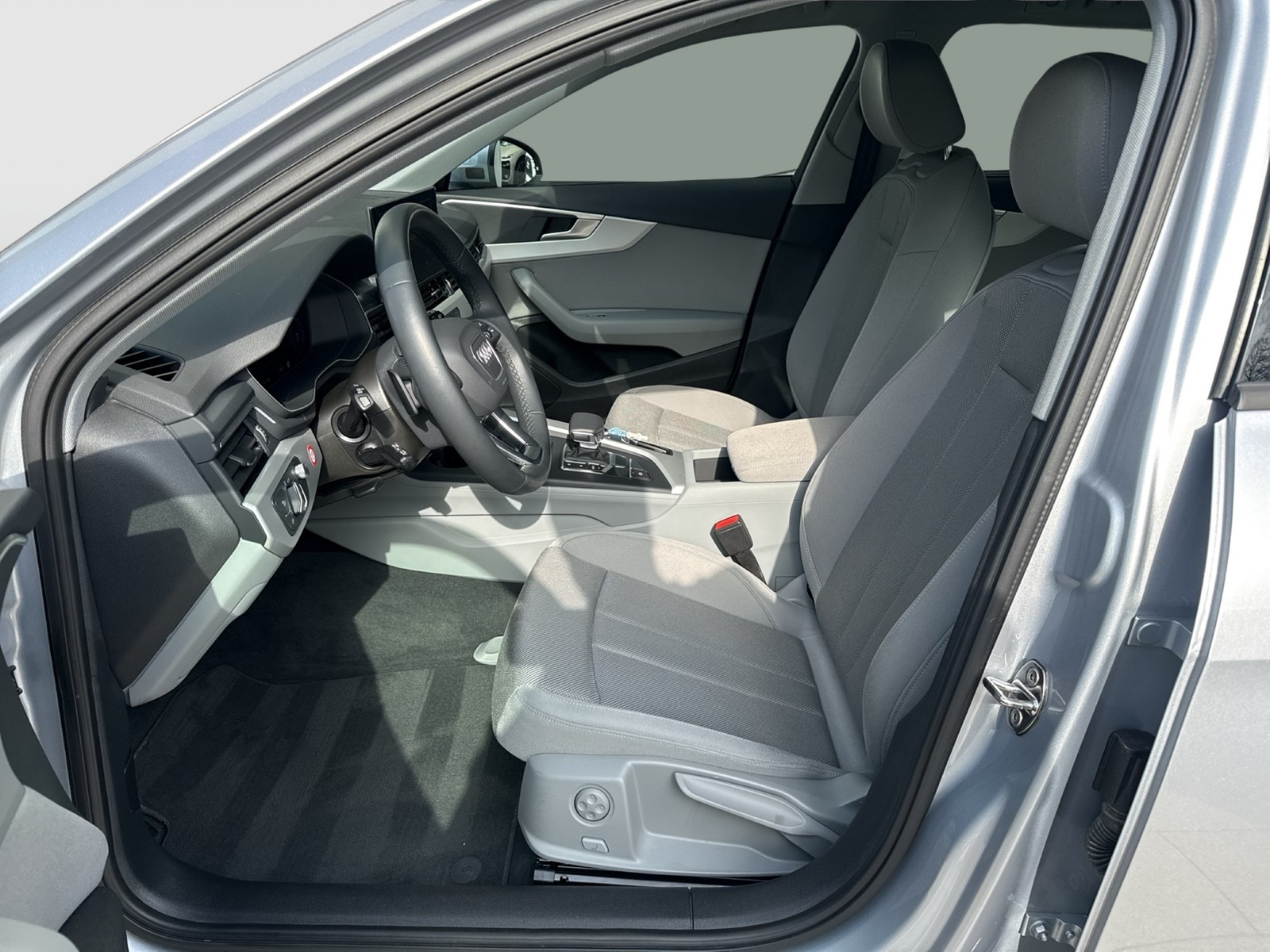 Audi A4 Avant 40 Qu. 360°KAMERA ALU19 MATRIX eKLAPPE