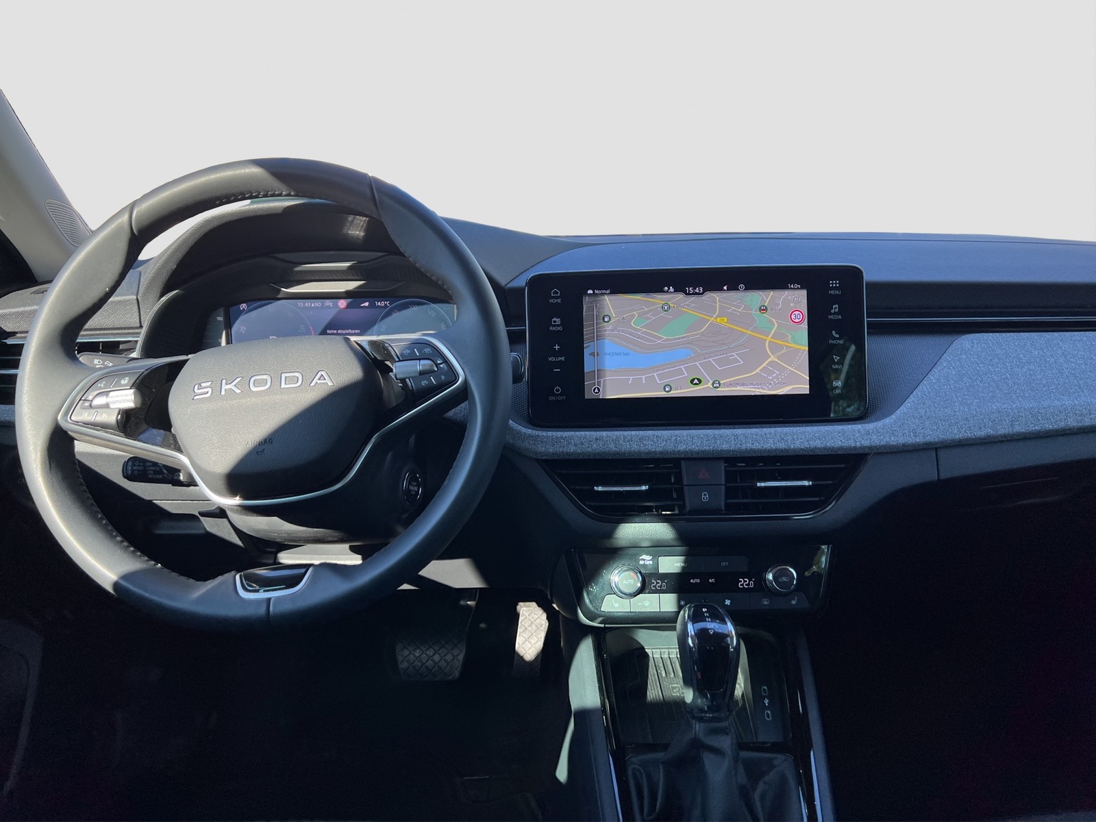 Skoda Kamiq 1.5 TOUR CAM ACC EKLAPPE NAVI LM17 CARPLAY