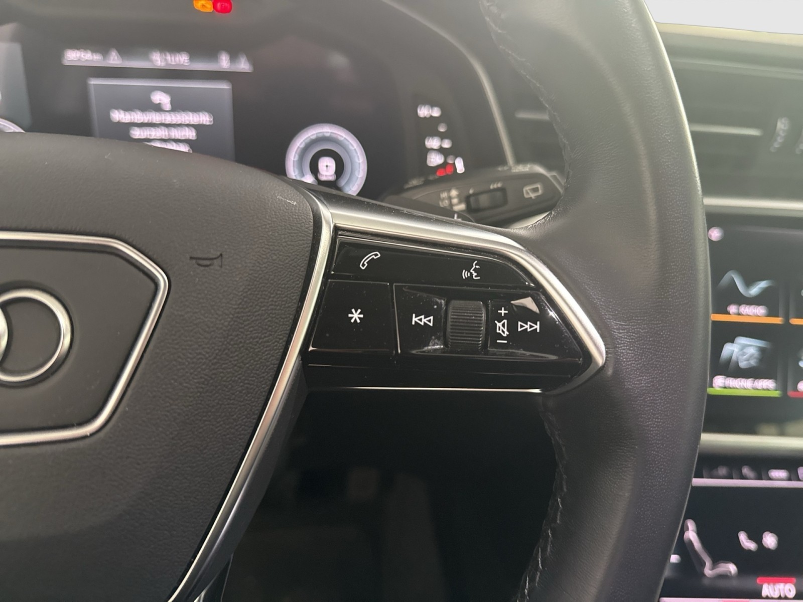 Audi A6 Avant 50 Qu. HYBRID sport 360CAM ACC LM18