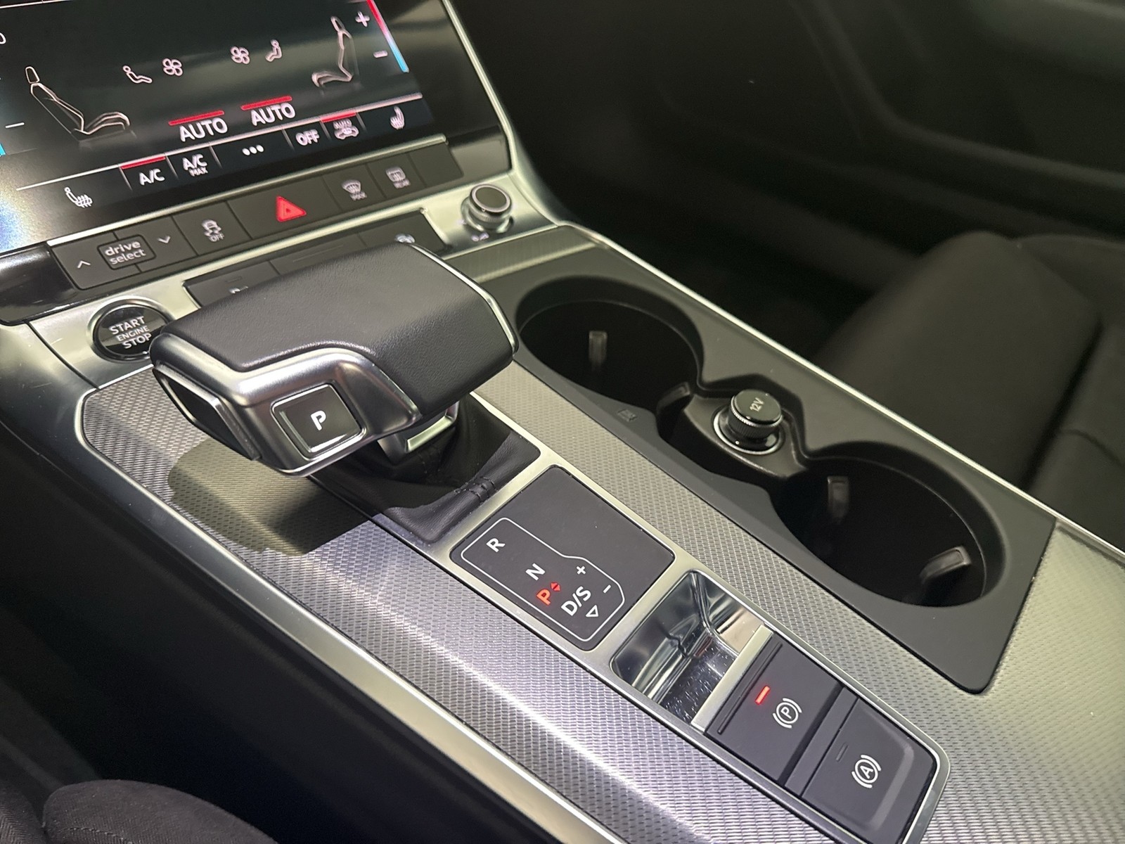 Audi A6 Avant 50 Qu. HYBRID sport 360CAM ACC LM18