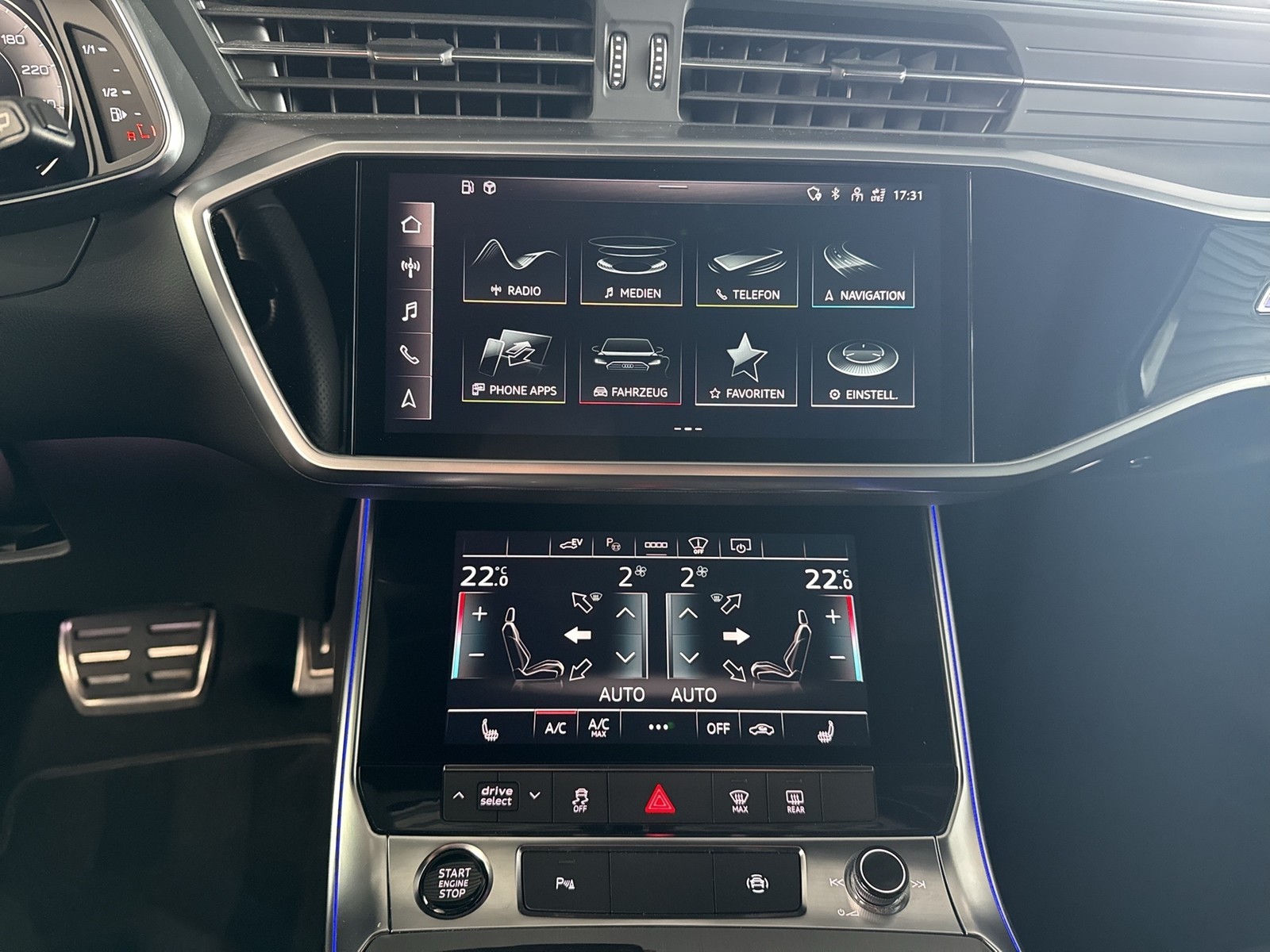 Audi A6 Avant 55 Qu. HYBRID S LINE BLACKPAK AHK