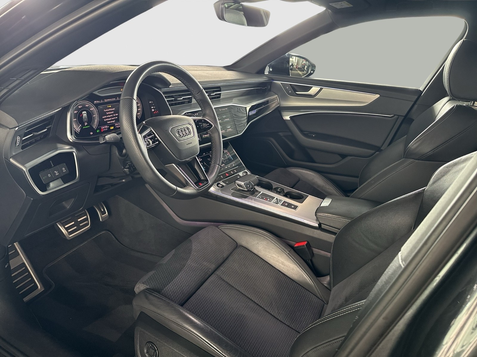 Audi A6 Avant 55 Qu. HYBRID S LINE BLACKPAK AHK