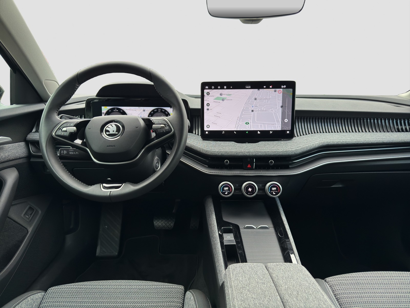 Skoda Superb Combi 1.5 eTSI SELECTION NEUES MODELL CAM