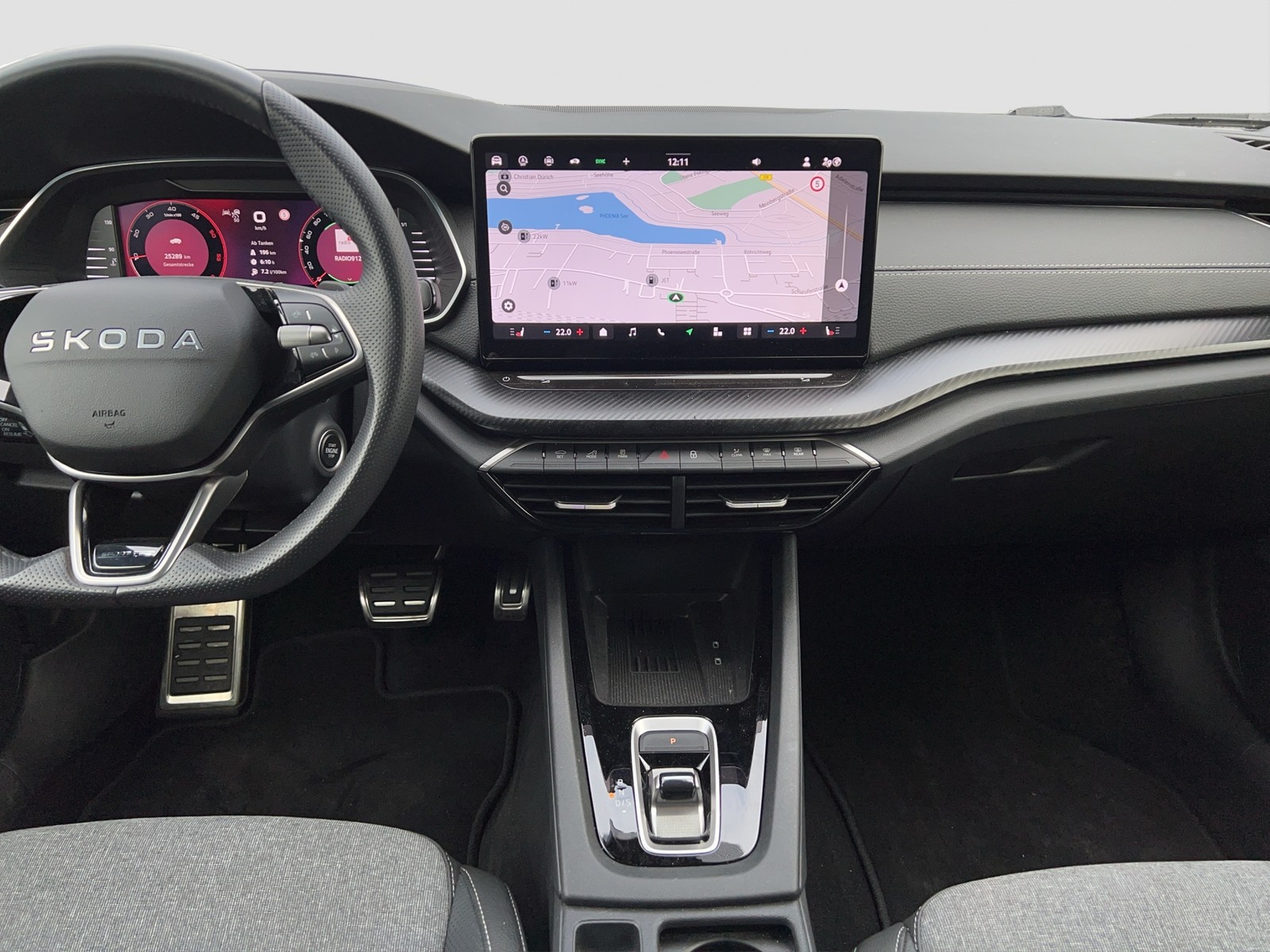 Skoda Octavia Combi 2.0 SPORTLINE PANO 360CAM ACC LM18