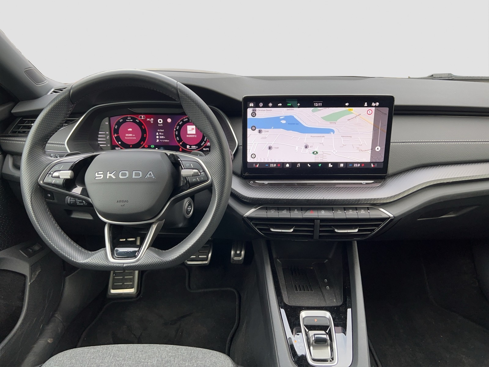 Skoda Octavia Combi 2.0 SPORTLINE PANO 360CAM ACC LM18