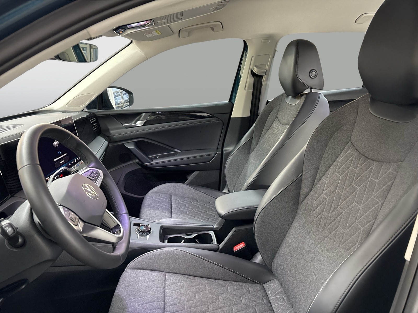 Volkswagen Tiguan 1.5 HYBRID LIFE AHK CAM ACC LM18 NAVI