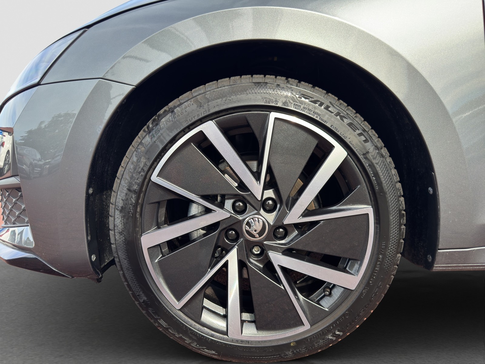 Skoda Octavia Combi 2.0 SPORTLINE PANO CAM ACC LM18