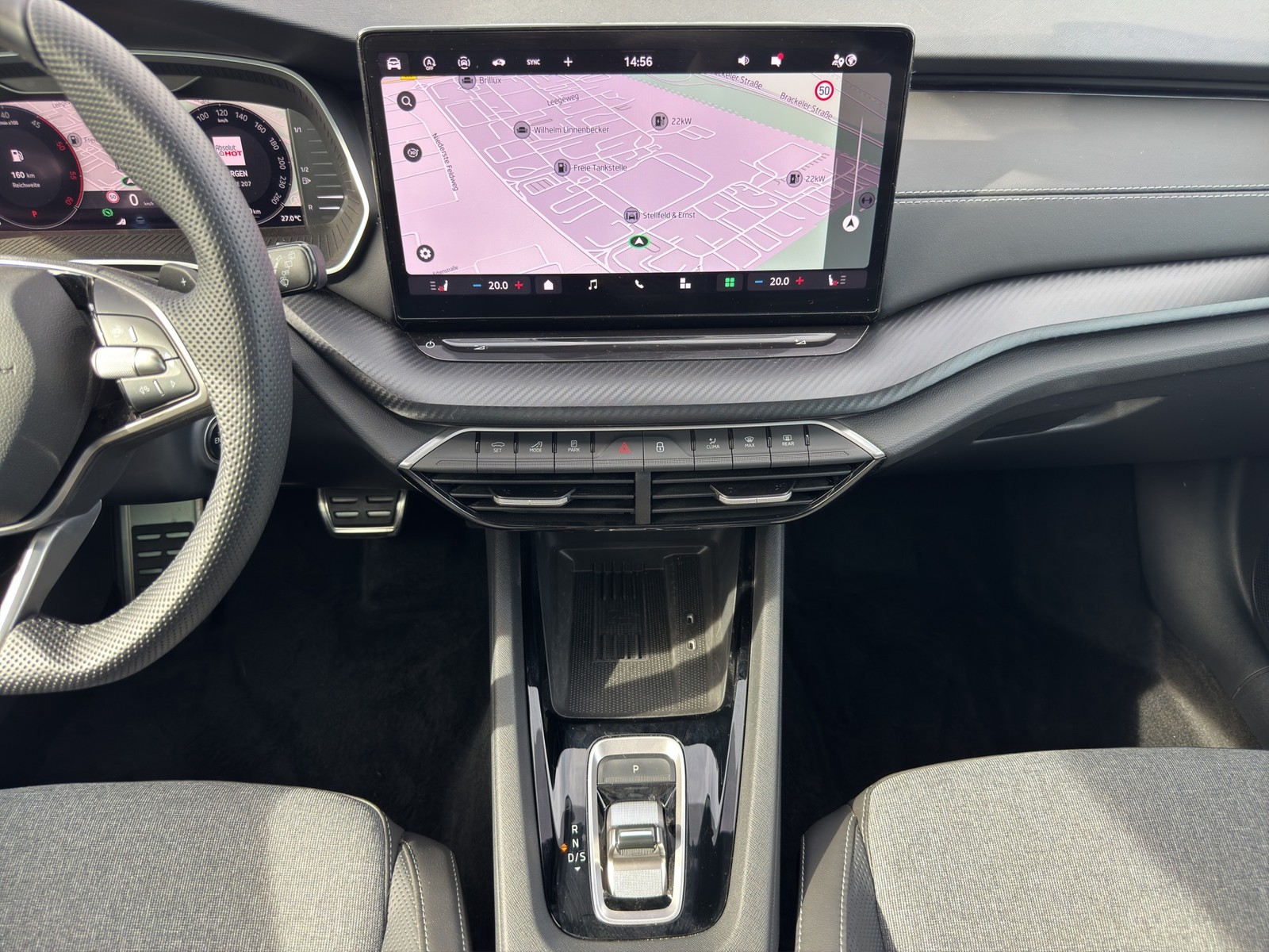 Skoda Octavia Combi 2.0 SPORTLINE PANO CAM ACC LM18