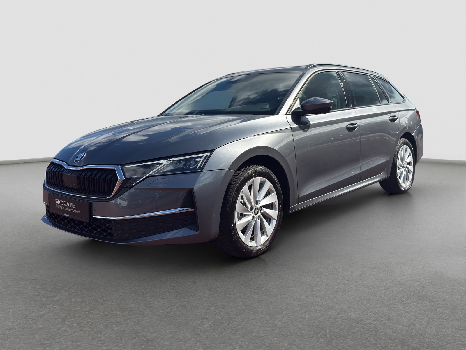 Skoda Octavia Combi 1.5 e-TEC SELECTION PANO 360°CAM