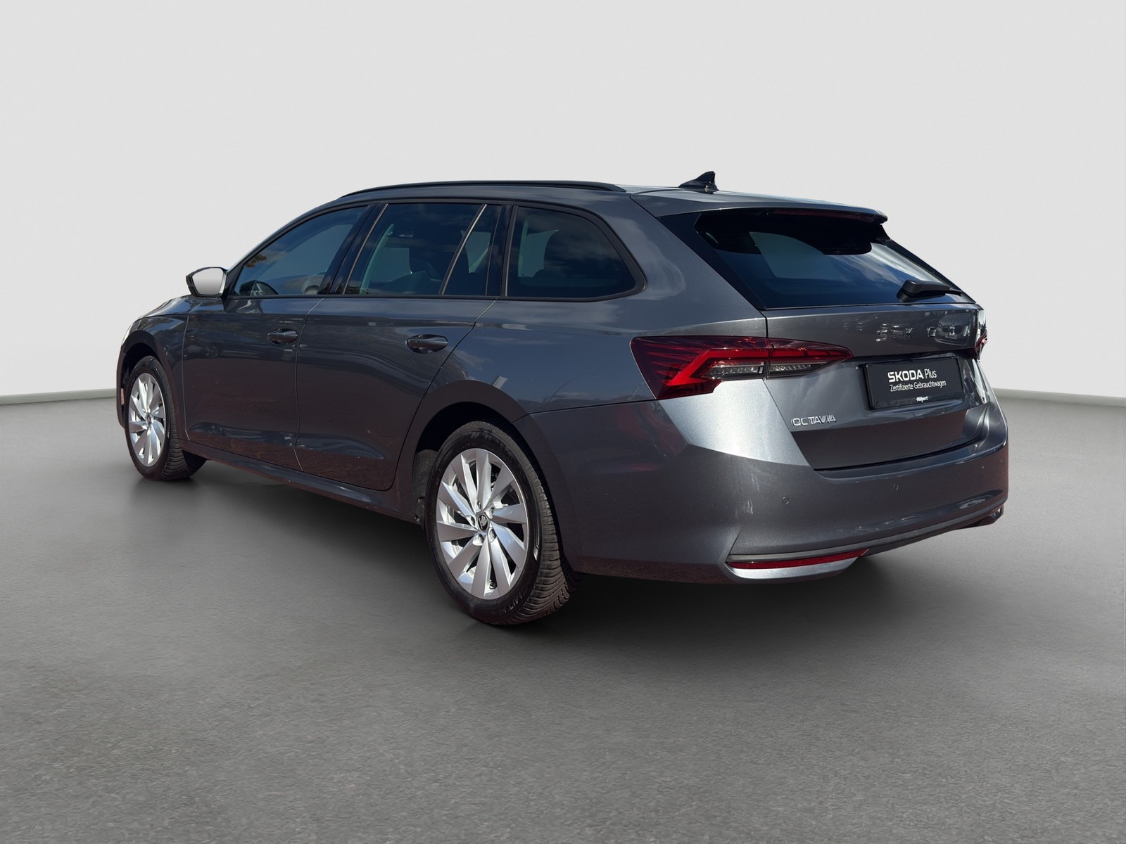 Skoda Octavia Combi 1.5 e-TEC SELECTION PANO 360°CAM