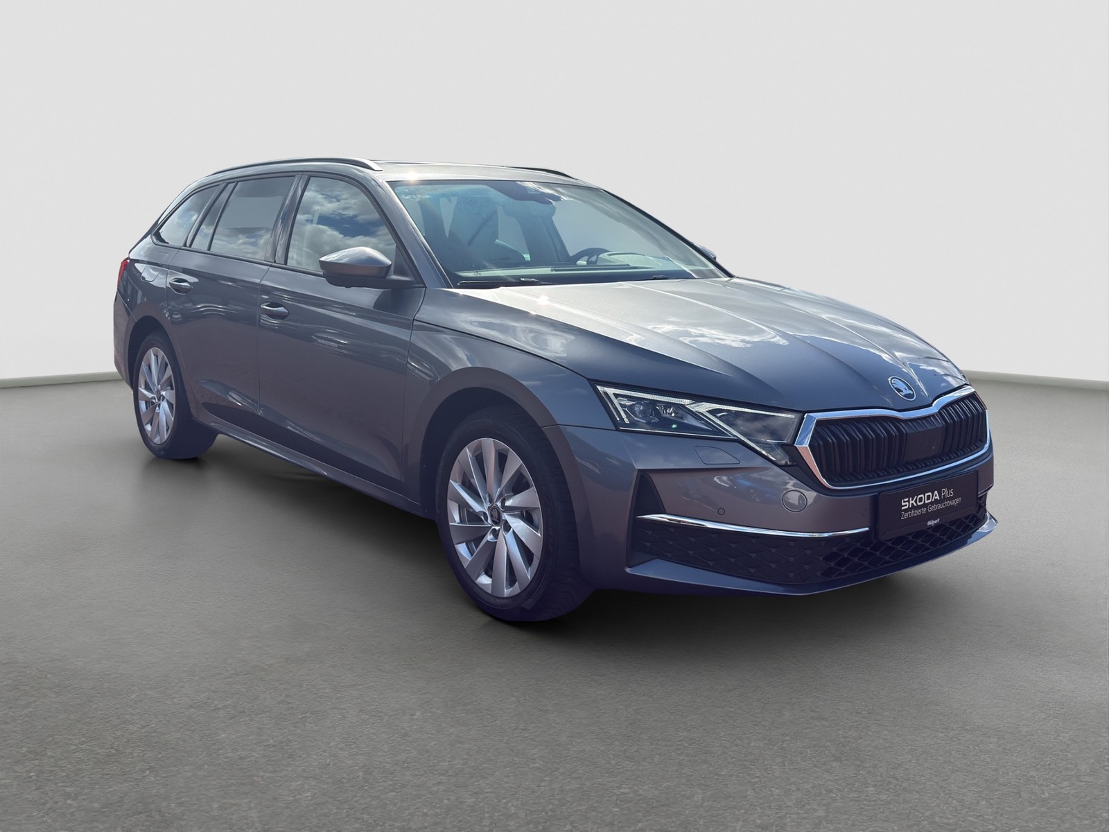 Skoda Octavia Combi 1.5 e-TEC SELECTION PANO 360°CAM