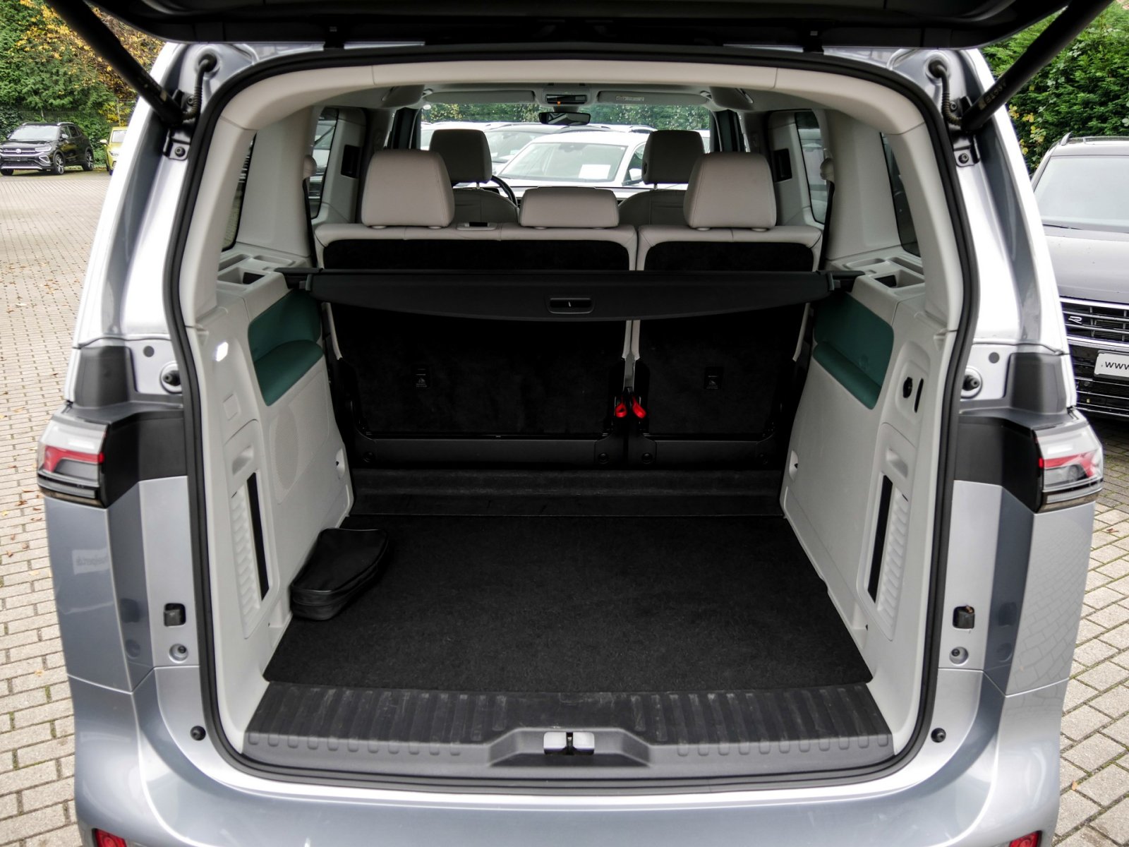 Volkswagen ID.Buzz PRO CAM ACC LM19 MATRIXLED E-KLAPPE NAVI