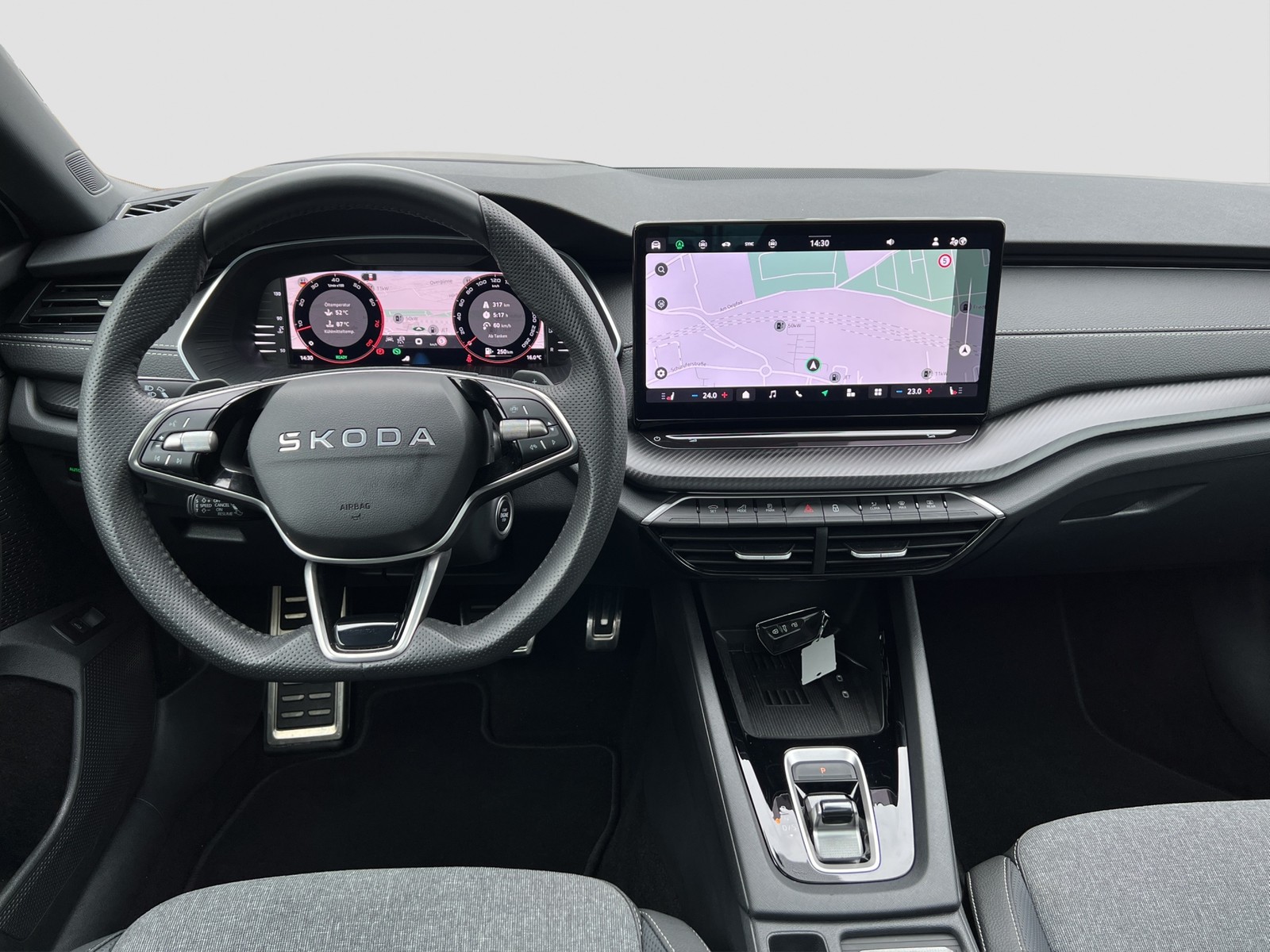 Skoda Octavia Combi 1.5 e-TEC SPORTLINE PANO AHK LM18