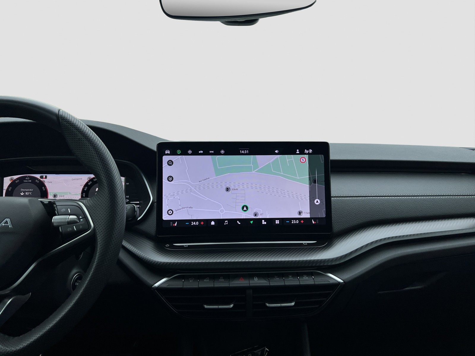 Skoda Octavia Combi 1.5 e-TEC SPORTLINE PANO AHK LM18