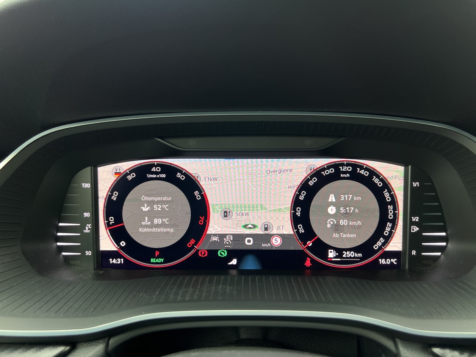 Skoda Octavia Combi 1.5 e-TEC SPORTLINE PANO AHK LM18