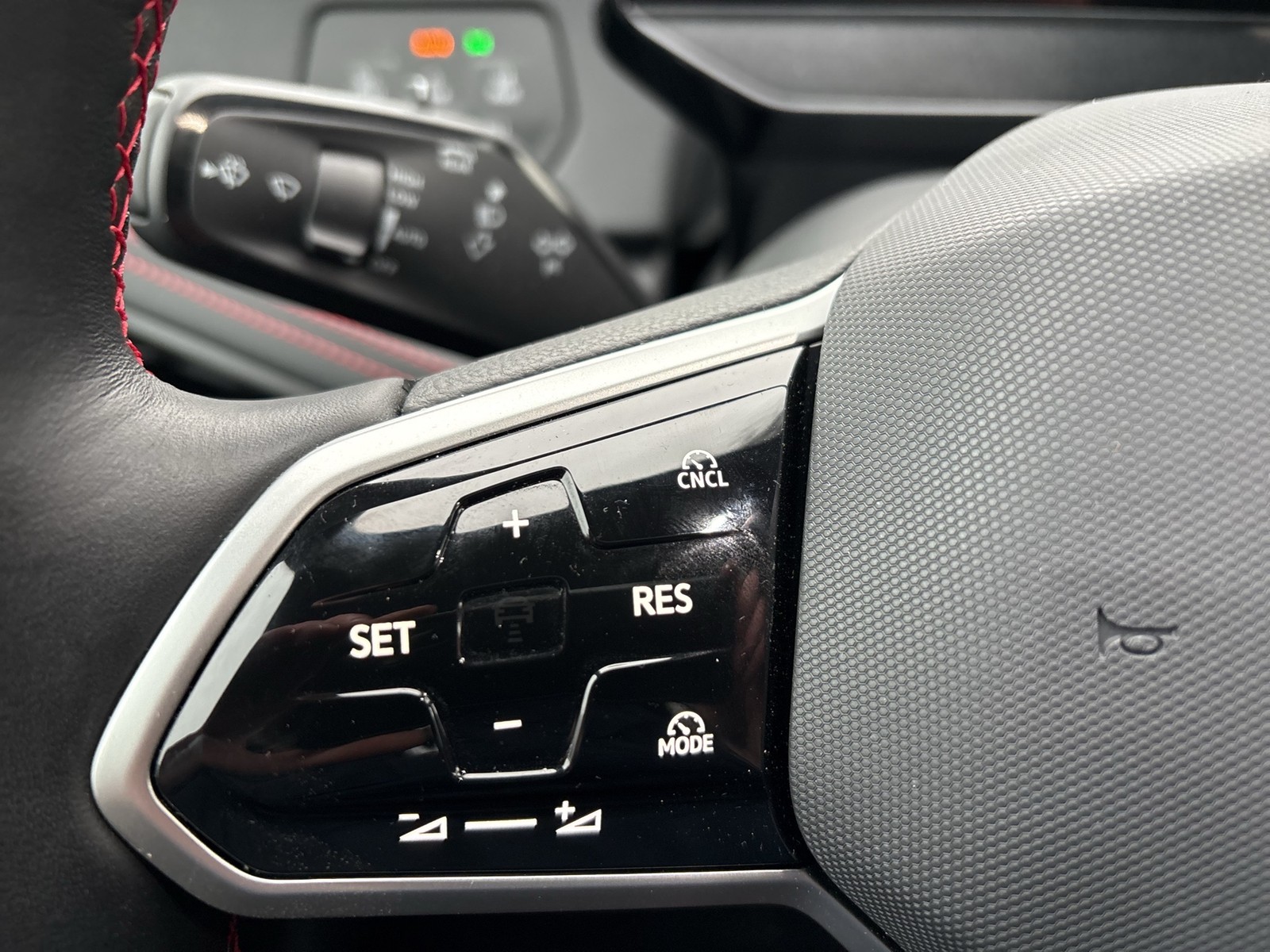 Volkswagen ID.3 GTX PERFORMANCE WÄRMEPUMPE PANO 360CAM LM20