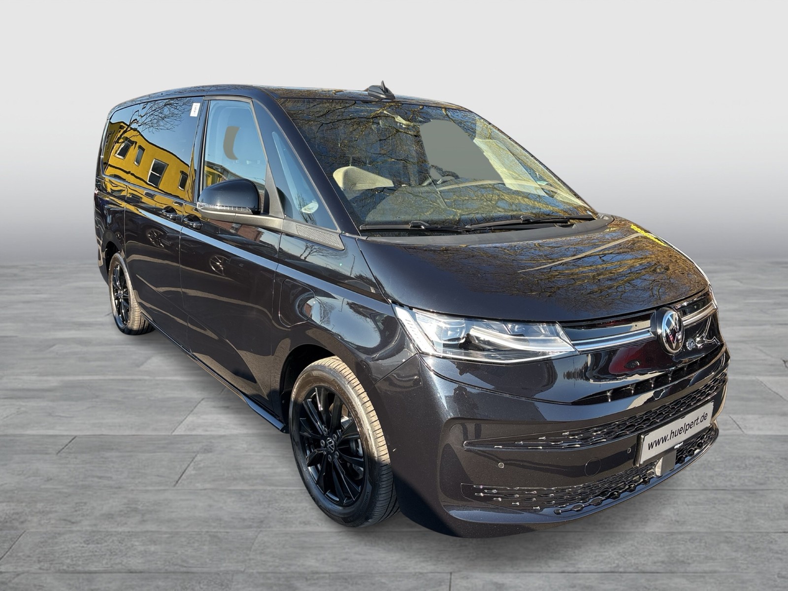 Volkswagen T7 Multivan HYBRID LIFE lang PANO STANDHZ. CAM