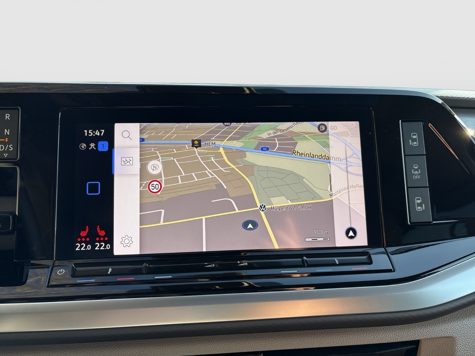 Volkswagen T7 Multivan HYBRID LIFE lang PANO STANDHZ. CAM