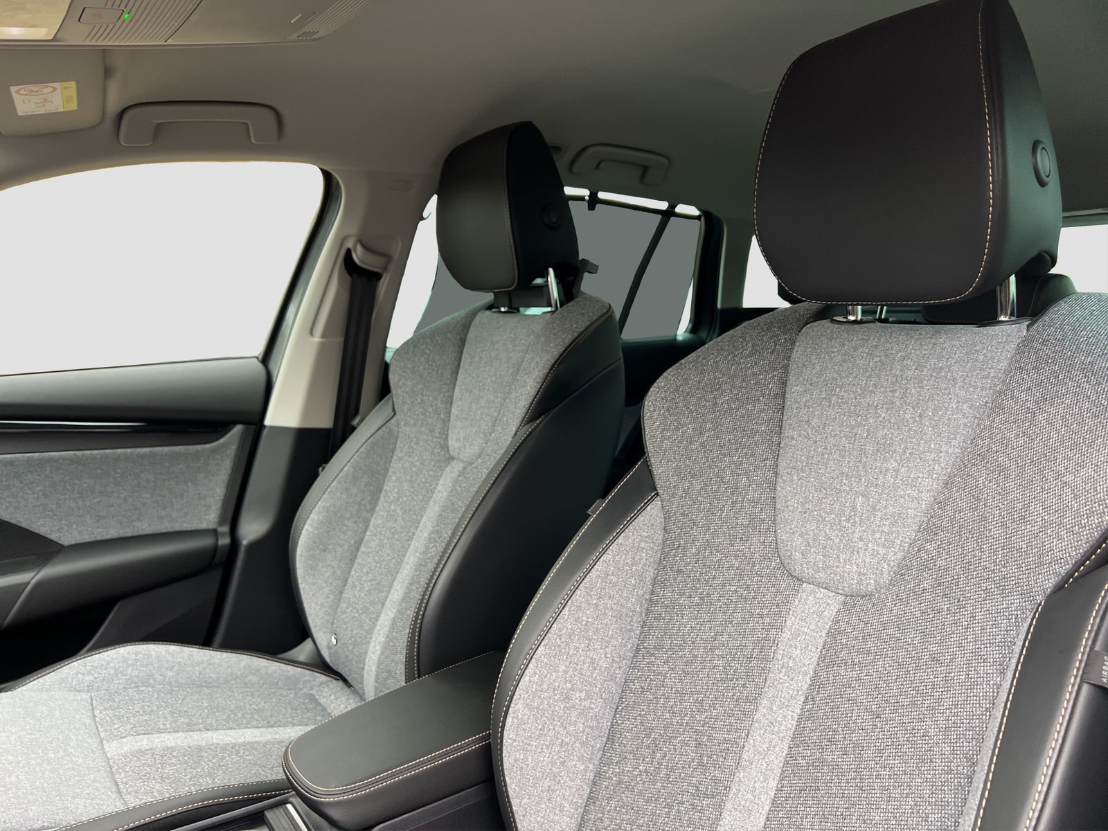 Skoda Octavia Combi 2.0 SELECTION CAM ACC LM18 EKLAPPE