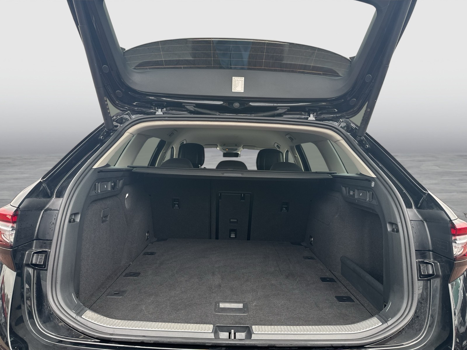 Skoda Superb Combi 2.0 SELECTION STANDHZ. AHK CAM ACC