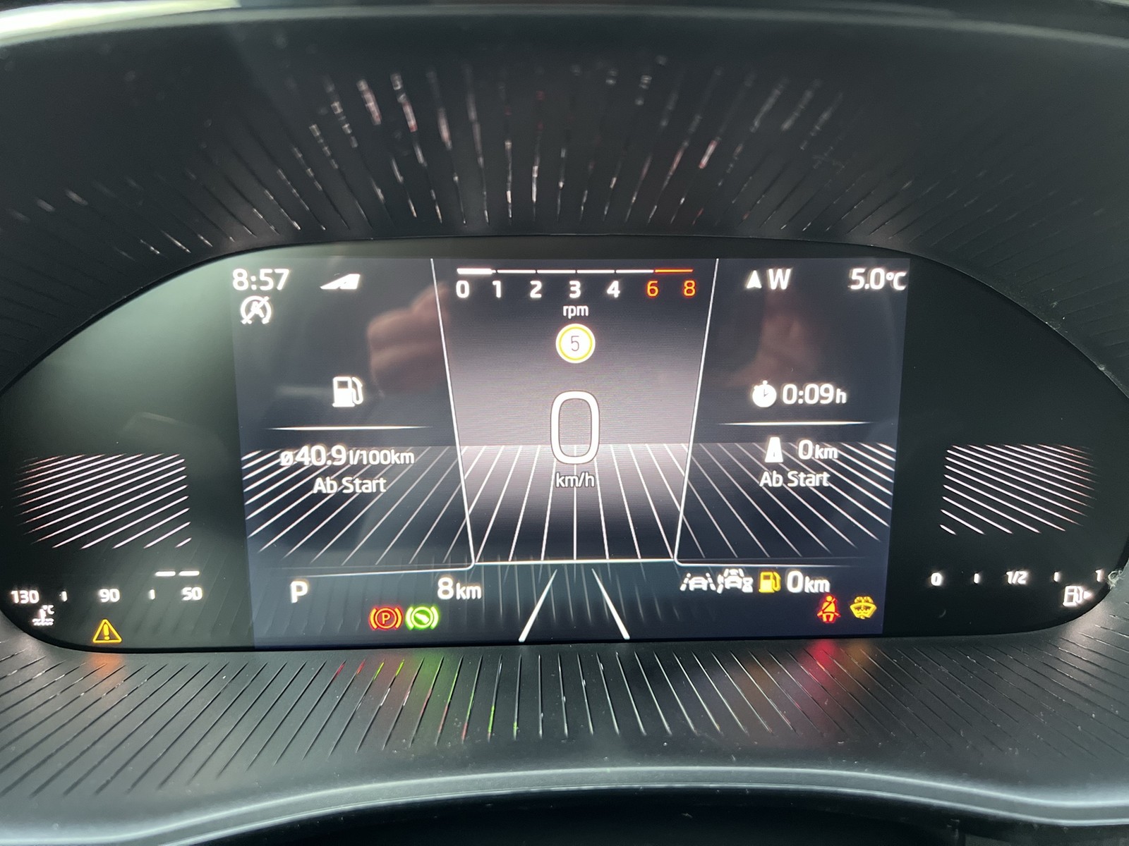 Skoda Fabia 1.5 TOUR DSG AHK LENKRAD-&SITZHZG CAM LED