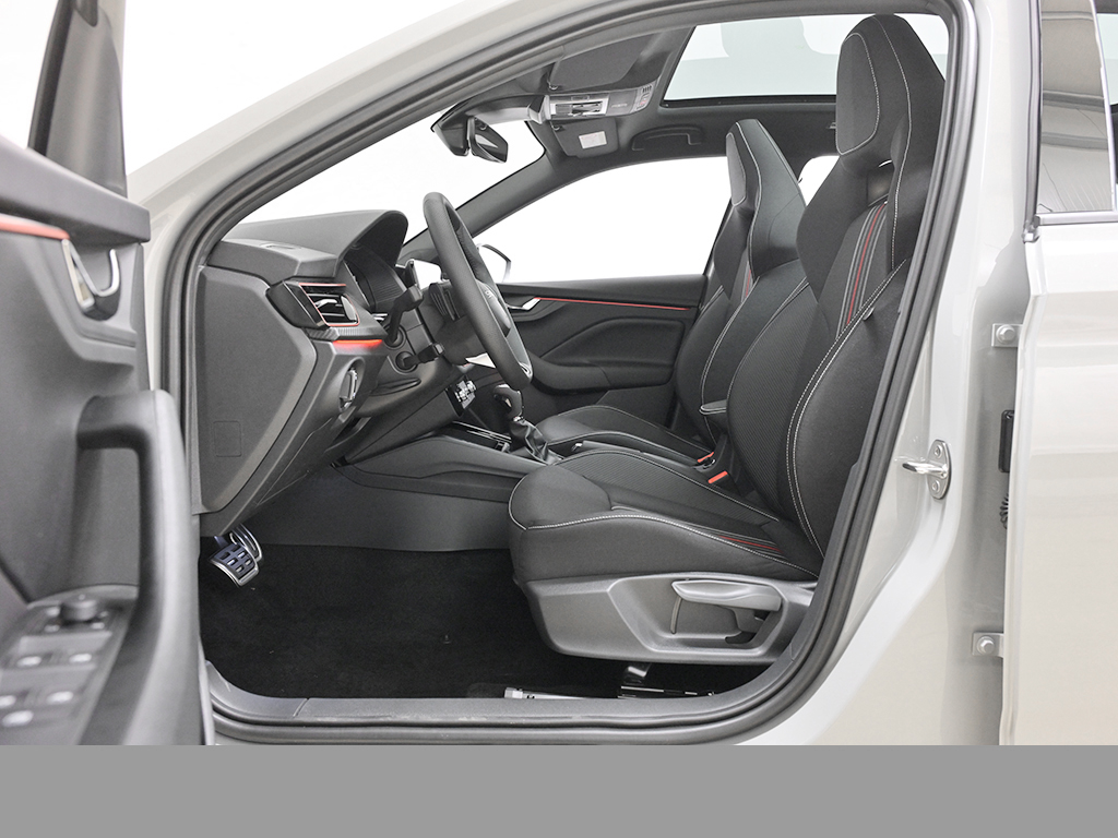 Skoda Scala 1.5 MONTE CARLO PANO AHK CAM LM18 E-KLAPPE