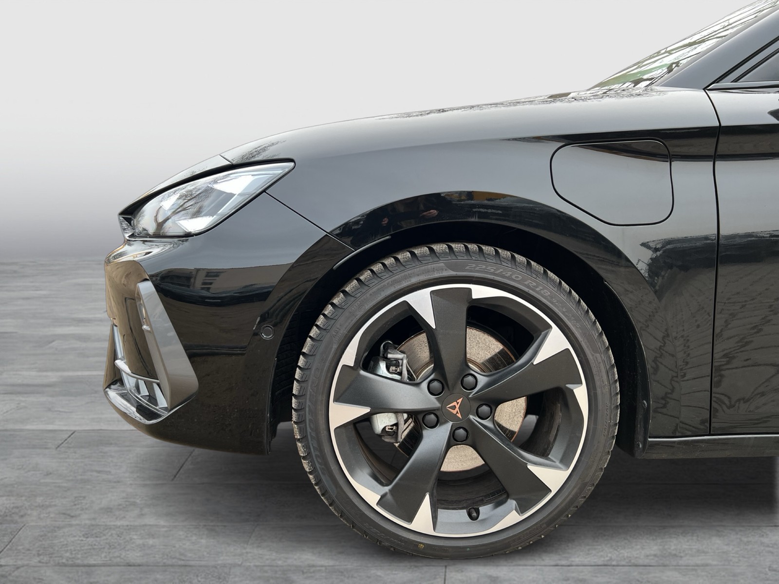 Cupra Leon ST 1.5 HYBRID FACELIFT AHK CAM ACC MATRIX