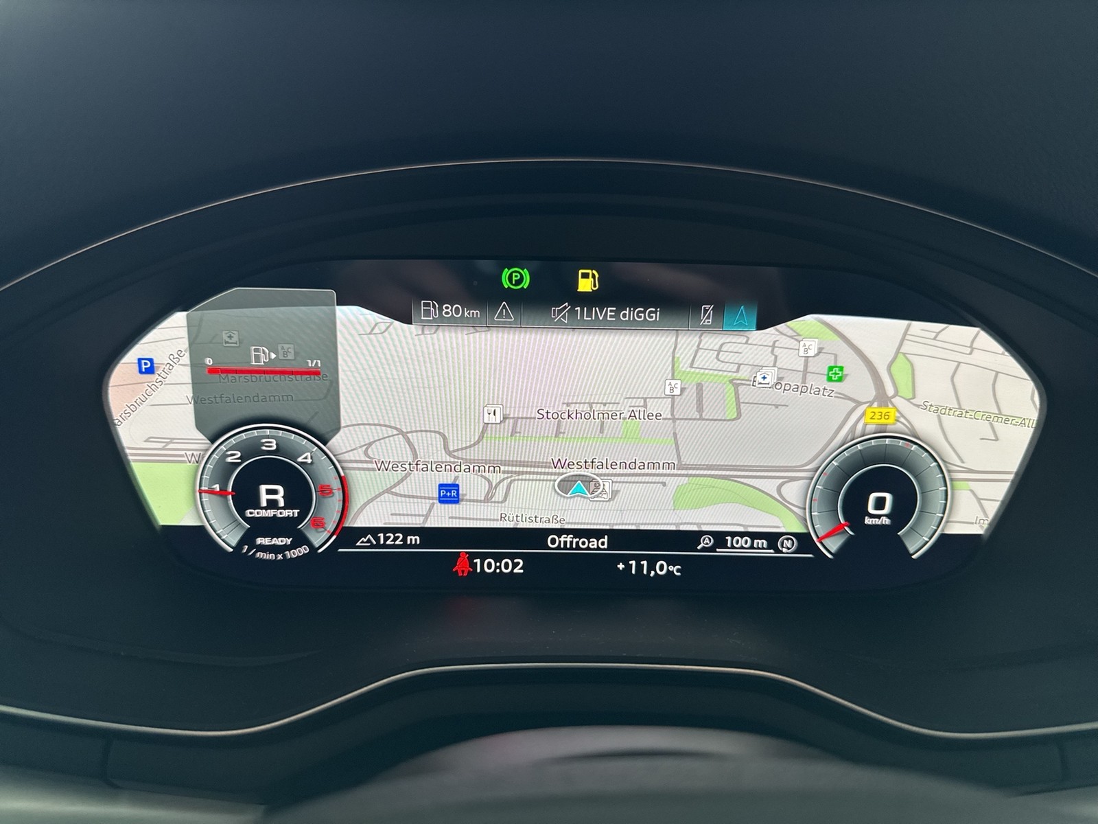 Audi A4 Avant 40 Qu. S LINE AHK 360CAM LM18 NAVI+