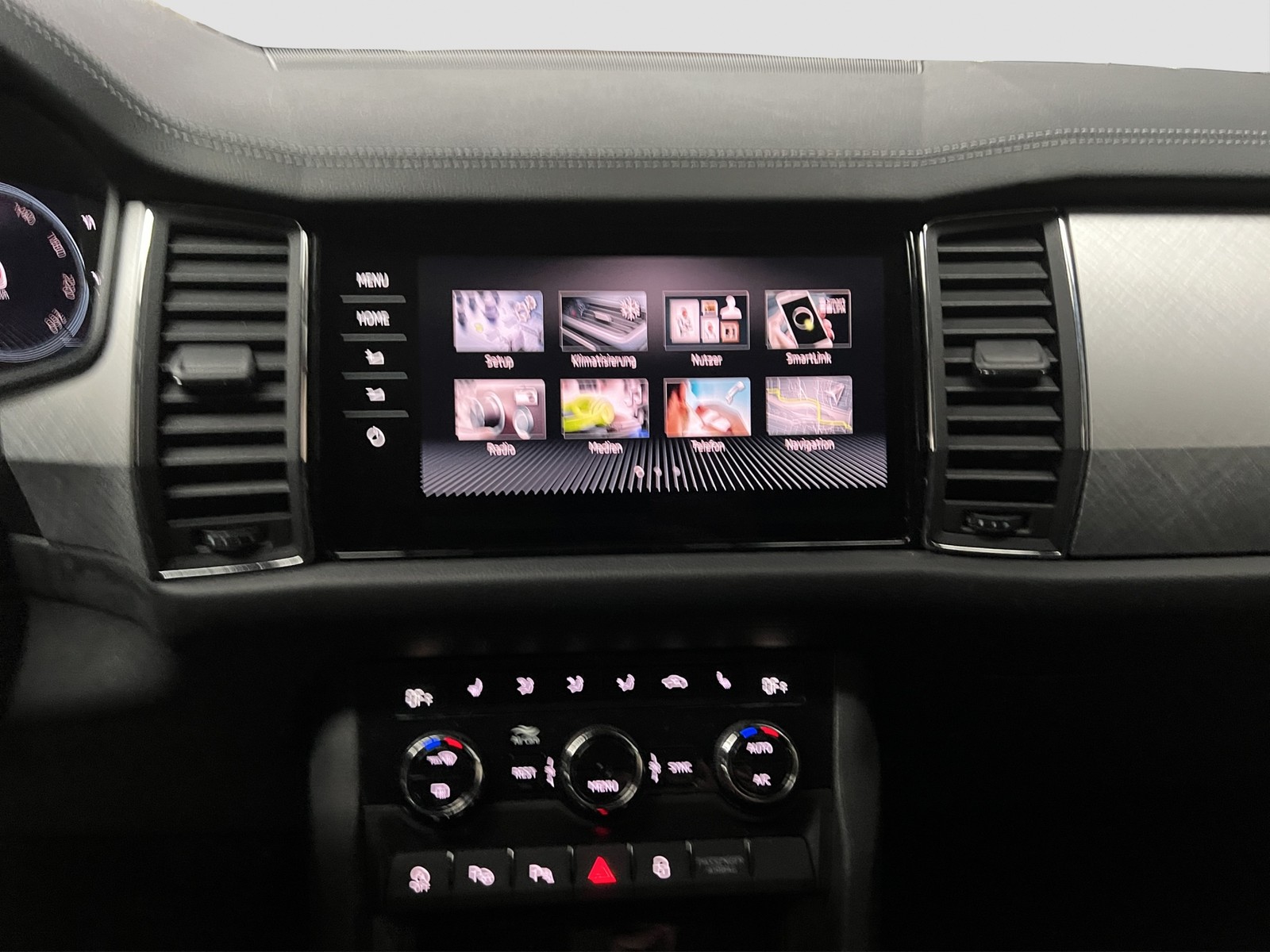 Skoda Kodiaq 1.5 TOUR AHK CAM ACC LM19 E-KLAPPE NAVI