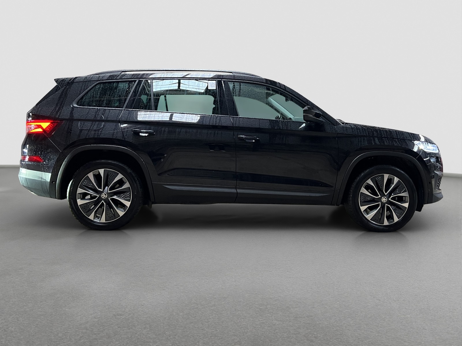Skoda Kodiaq 1.5 TOUR AHK CAM ACC LM19 E-KLAPPE NAVI