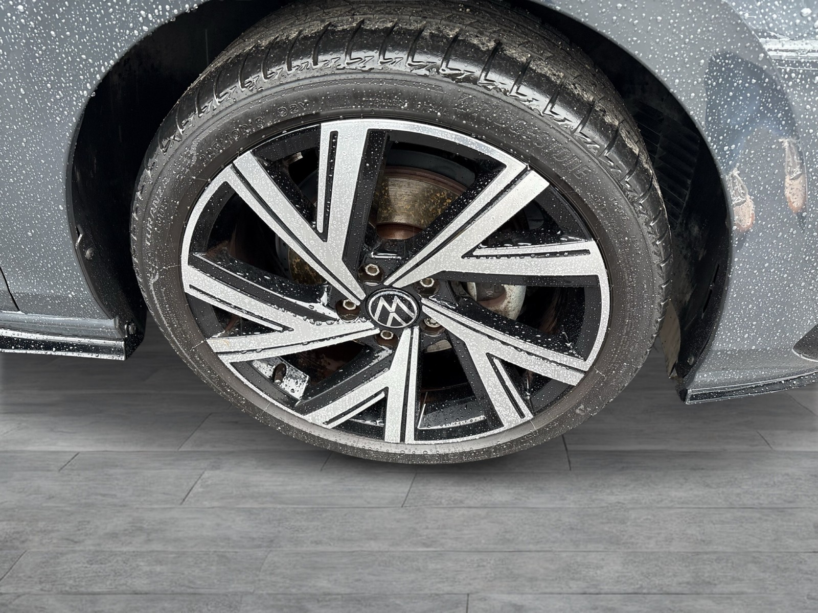 Volkswagen Golf Variant 1.5 R-LINE PANO LM18 MATRIX NAVI