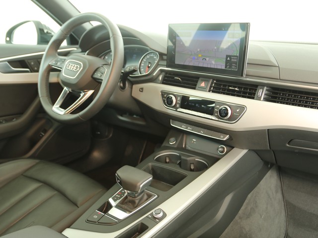 Audi A4 Avant 35 advanced BLACKPAK eKLAPPE NAVI+ ALU17