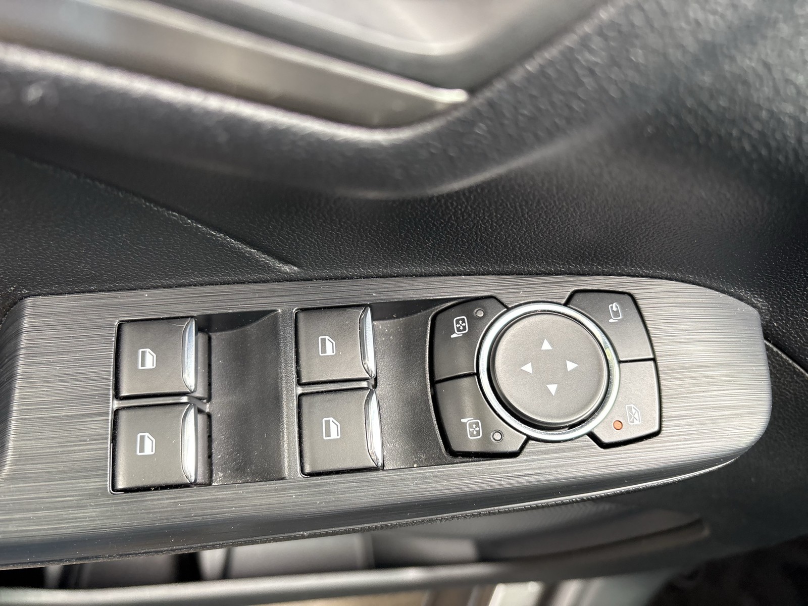 Ford Kuga 1.5 TITANIUM X B&O KAMERA HEADUP NAVI SITZHZ