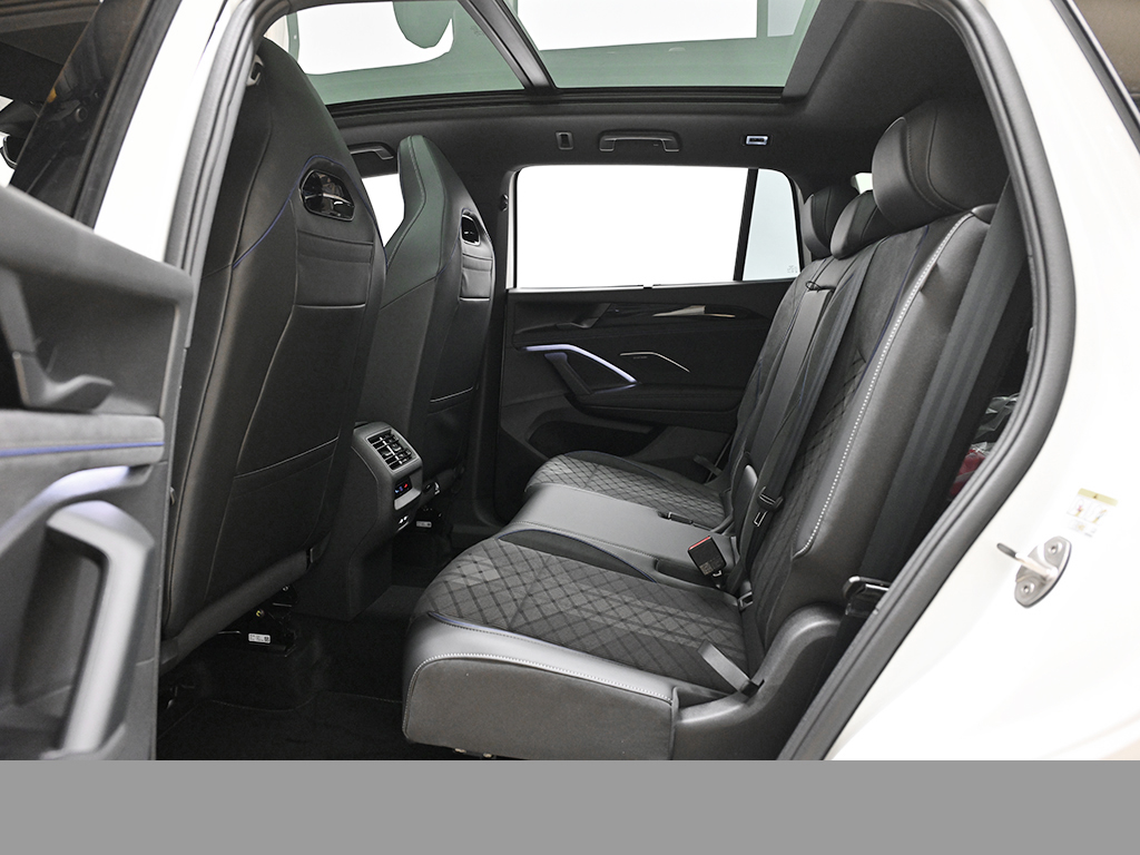 Volkswagen Tayron 2.0 R-LINE DSG 4X4 HARMANKARDON PANO LM20