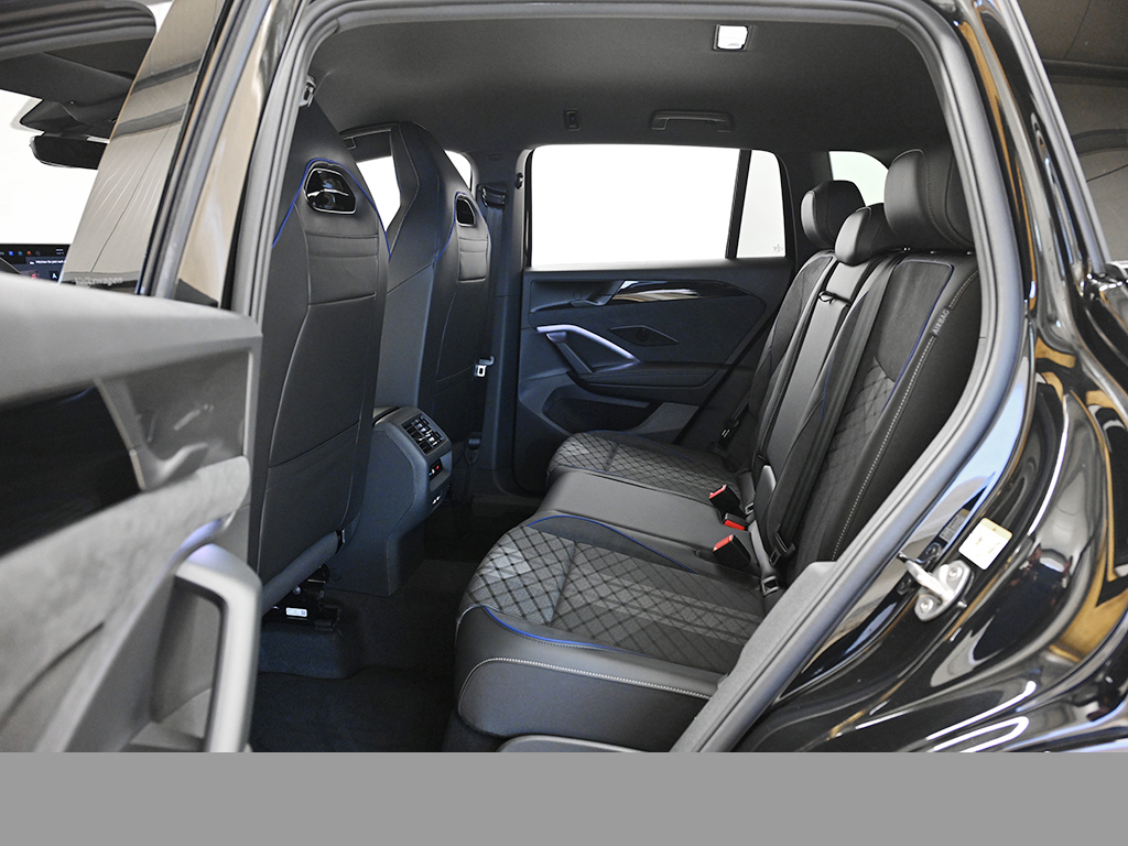 Volkswagen Tiguan 2.0 R-LINE DSG BLACKSTYLE eKLAPPE LM20