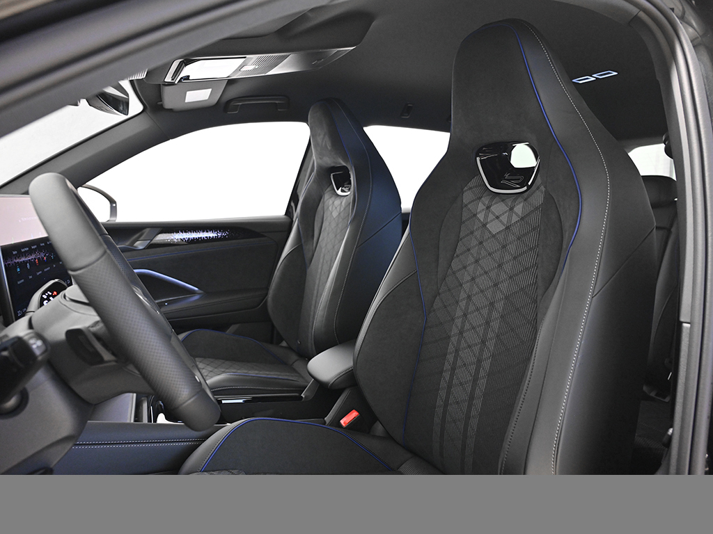 Volkswagen Tiguan 2.0 R-LINE DSG BLACKSTYLE eKLAPPE LM20