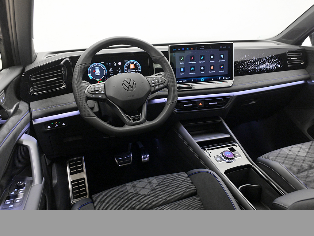 Volkswagen Tiguan 1.5 R-LINE DSG