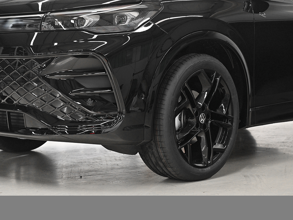 Volkswagen Tiguan 1.5 R-LINE DSG