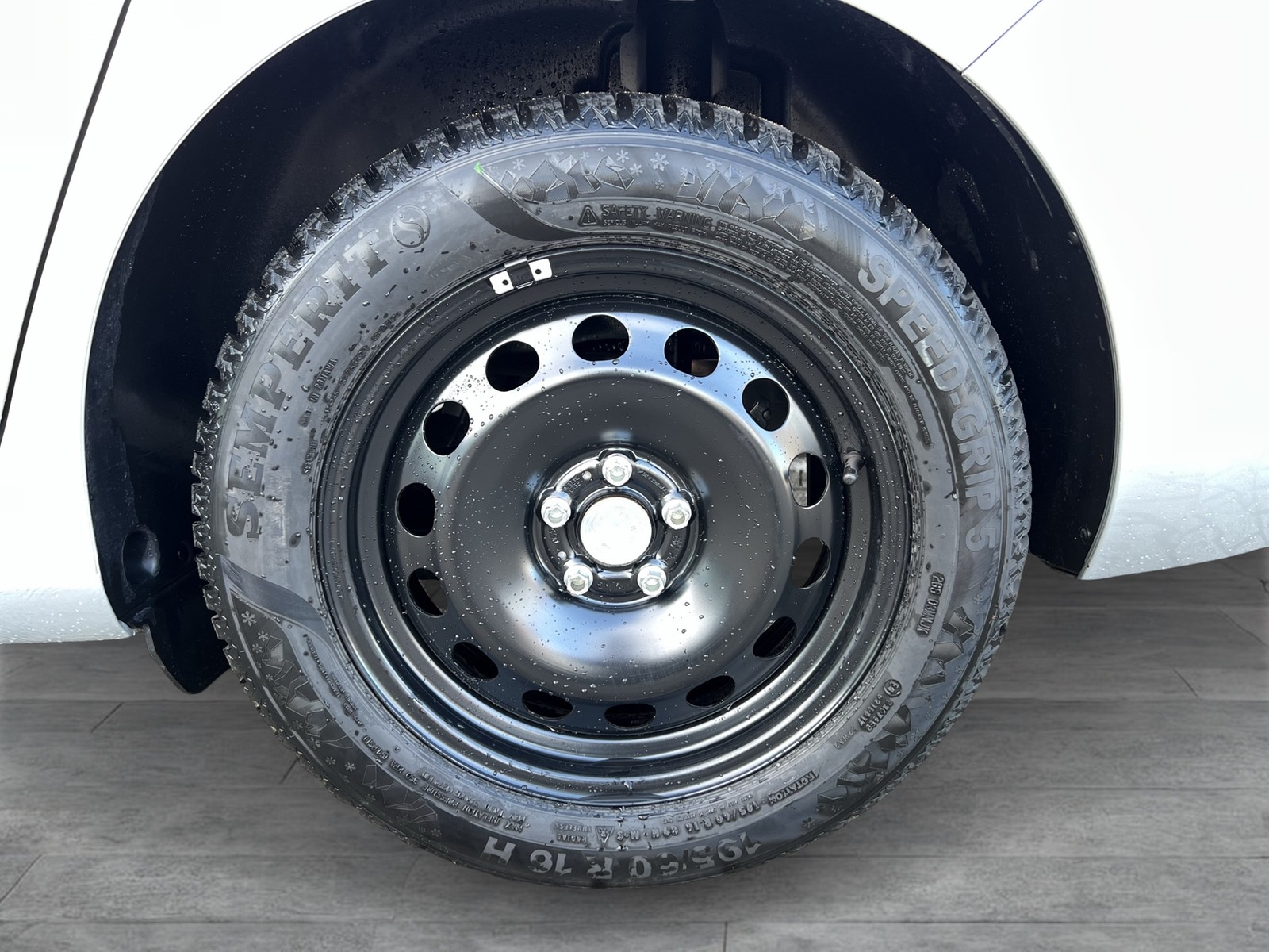 Skoda Scala 1.0 TOUR DSG MATRIX ACC PDC RFK SHZ 17LM