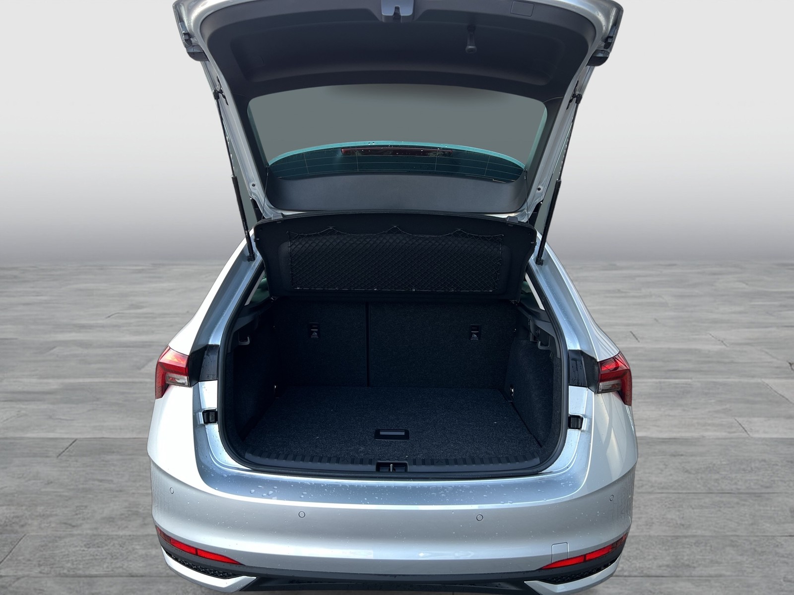 Skoda Scala 1.0 TOUR DSG MATRIX ACC PDC RFK SHZ 17LM