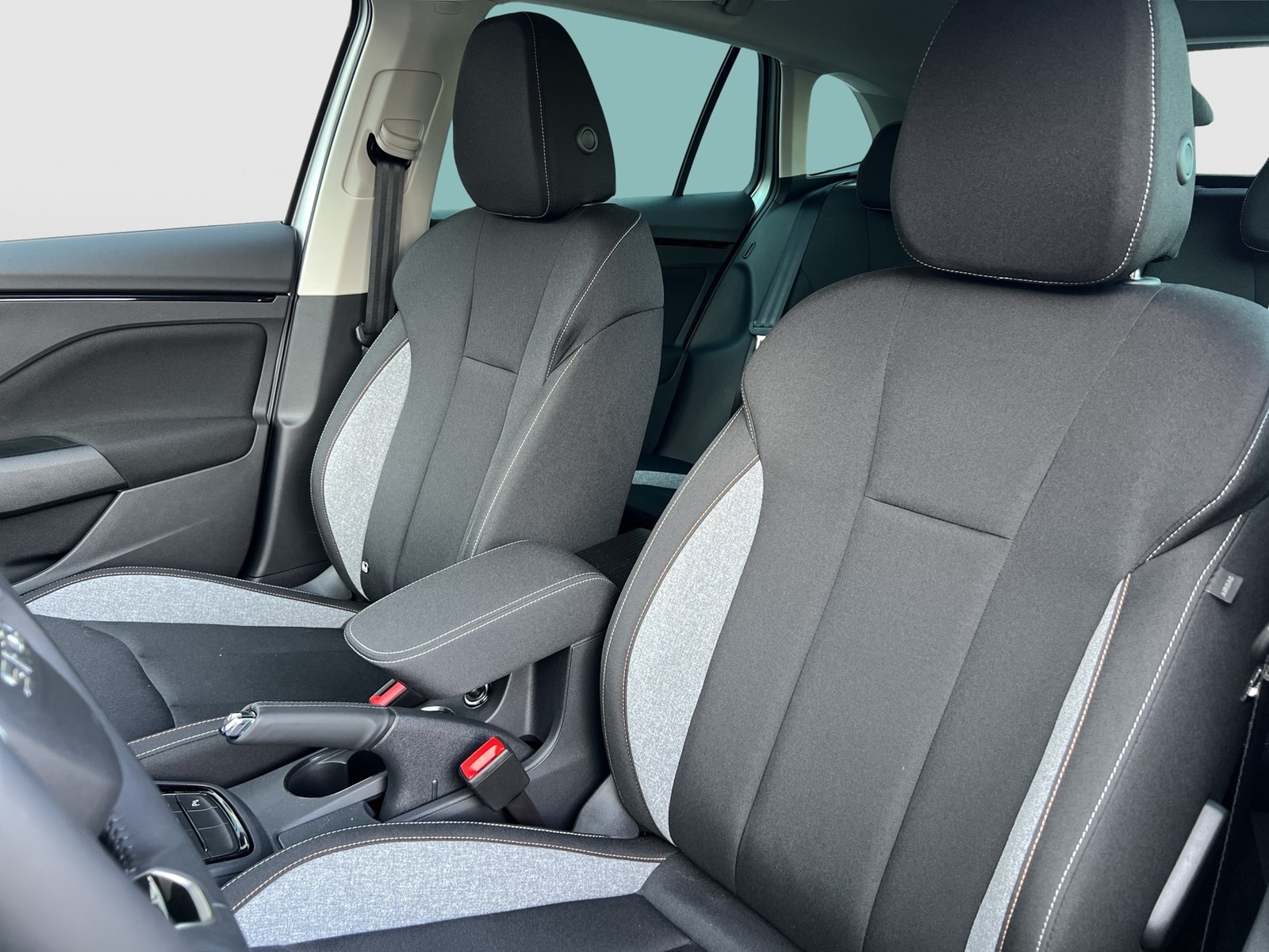 Skoda Scala 1.0 TOUR DSG MATRIX ACC PDC RFK SHZ 17LM