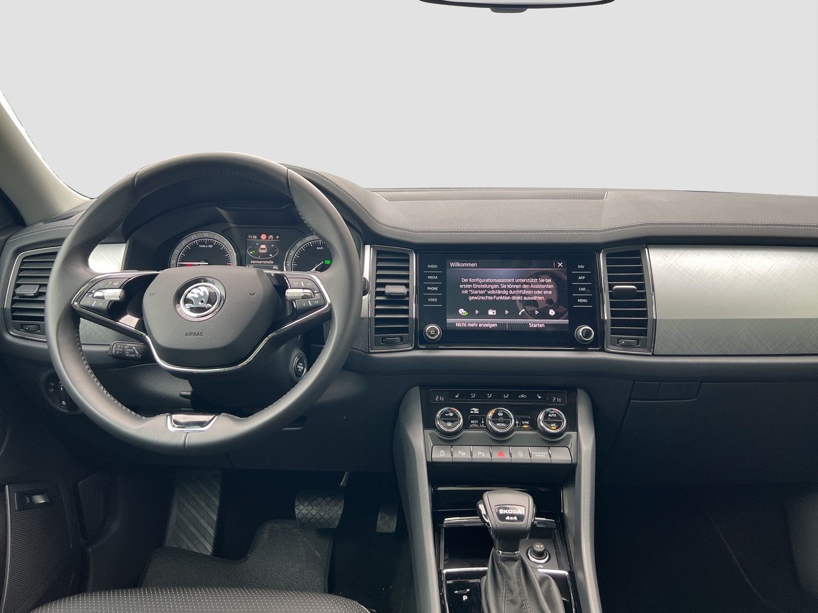 Skoda Kodiaq 2.0 TOUR 4X4 PANO CAM LM19 E-KLAPPE NAVI