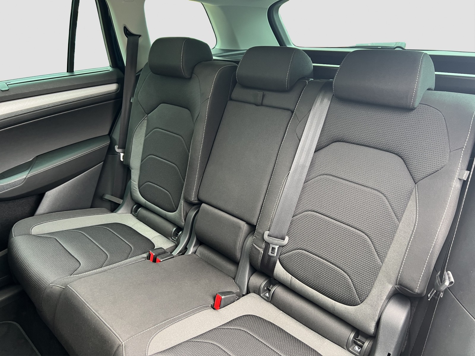 Skoda Kodiaq 2.0 TOUR 4X4 PANO CAM LM19 E-KLAPPE NAVI