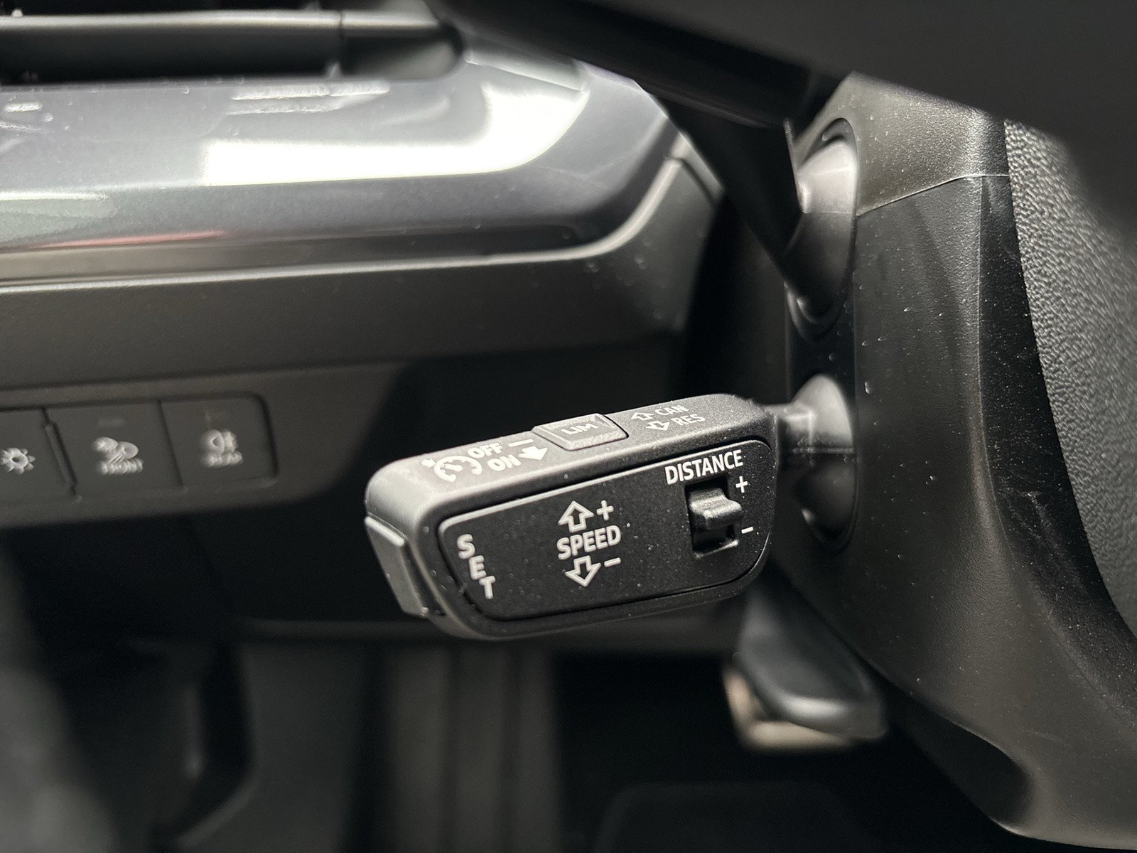 Audi Q4 e-tron 35 S LINE BLACKPAK 360°CAM LM21 MATRIX